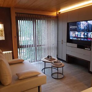 Excelente Departamento Duplex De 3 Ambientes Con 2 Dormitorios Y 2 Banos
